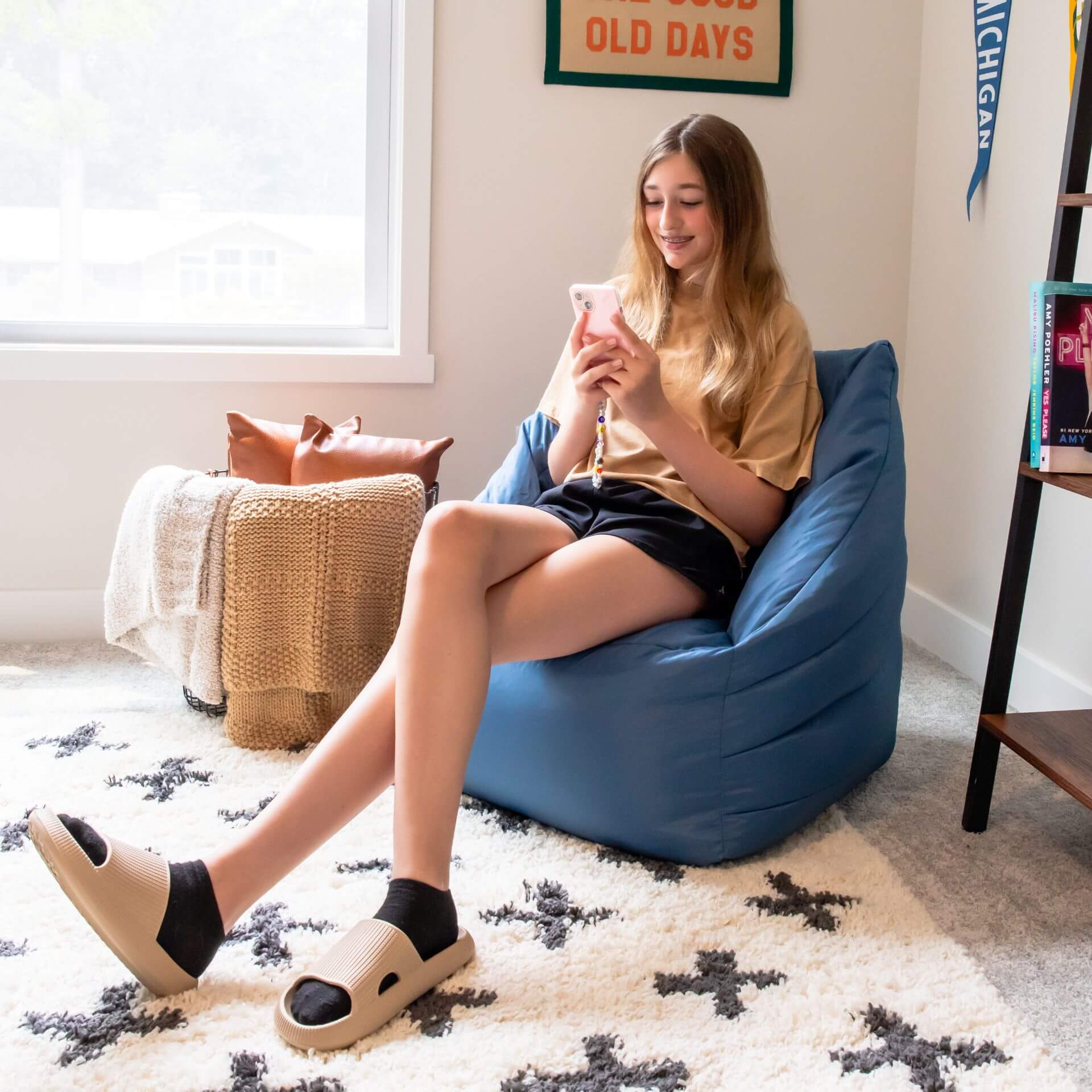 Aurora Chair - Image 21