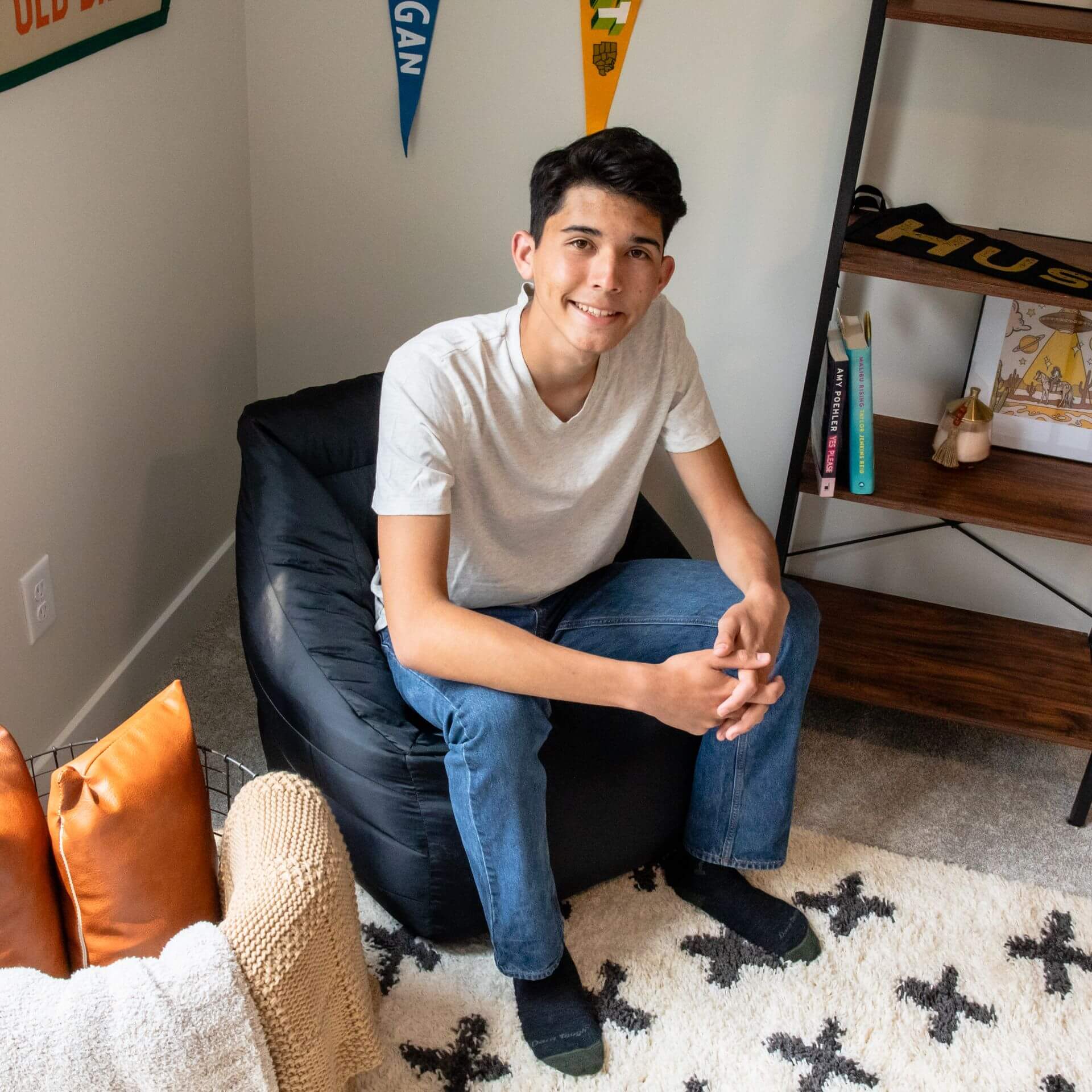 Aurora Chair - Image 29