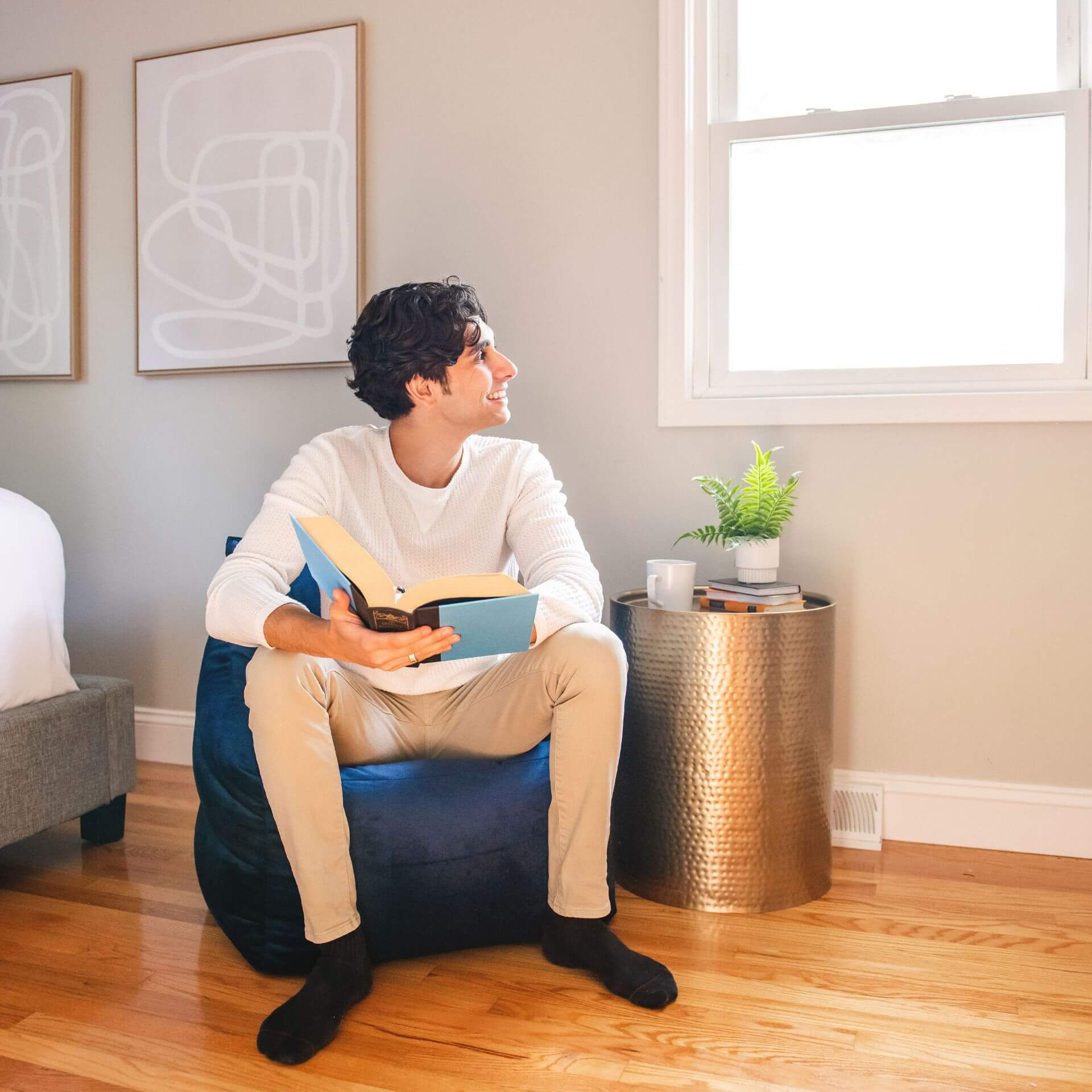 Aurora Chair - Image 6