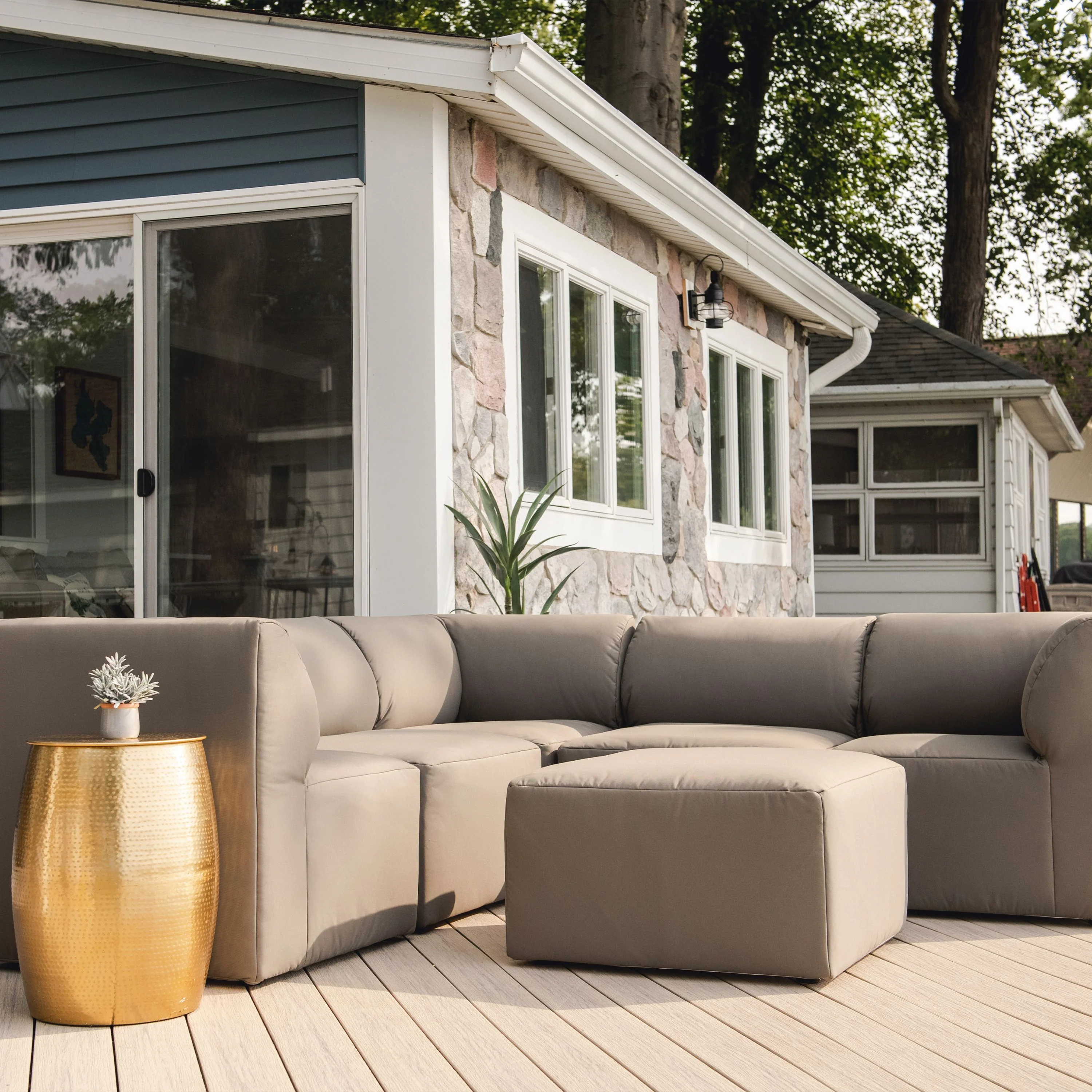 Patio 6pc Sectional - Image 32