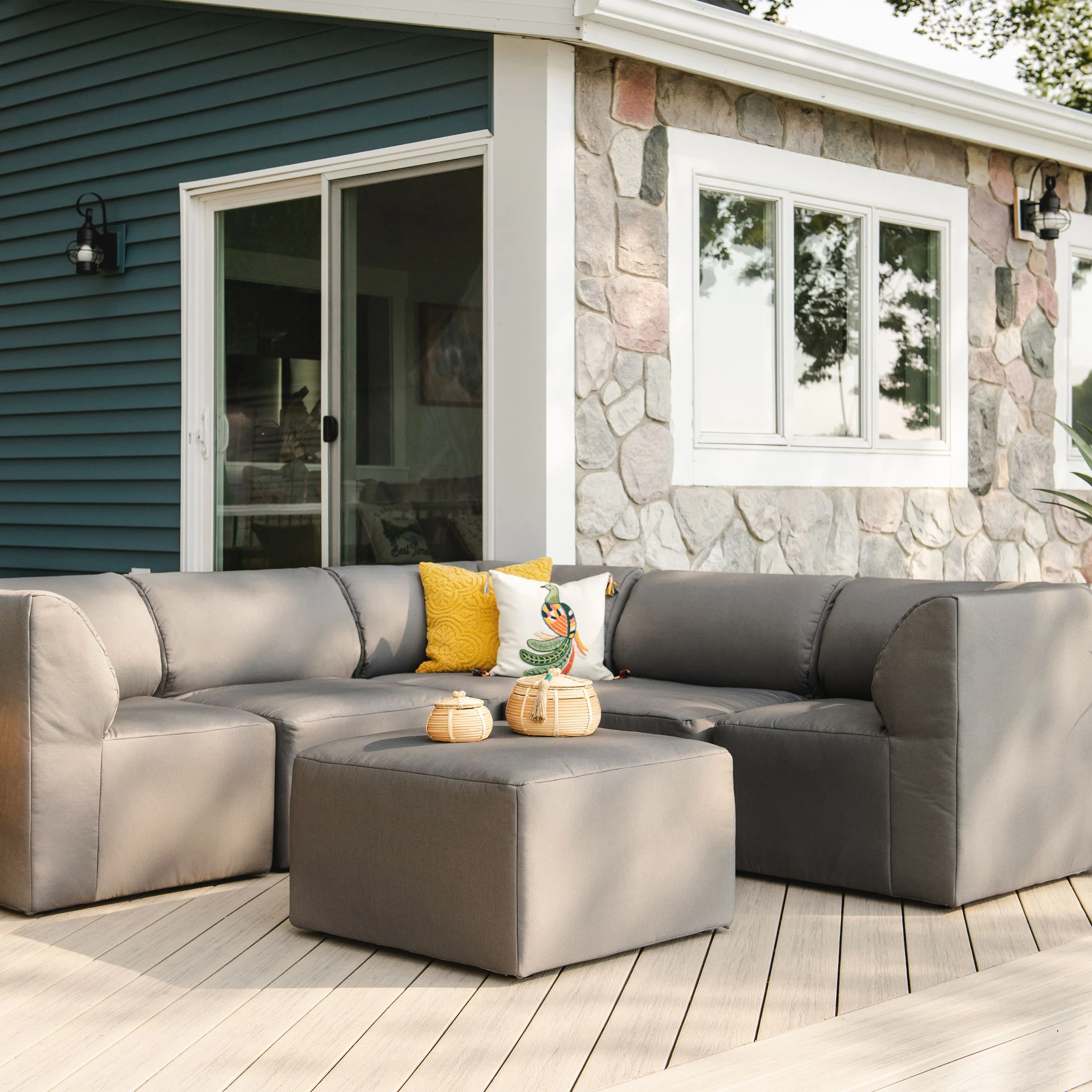 Patio 6pc Sectional - Image 38