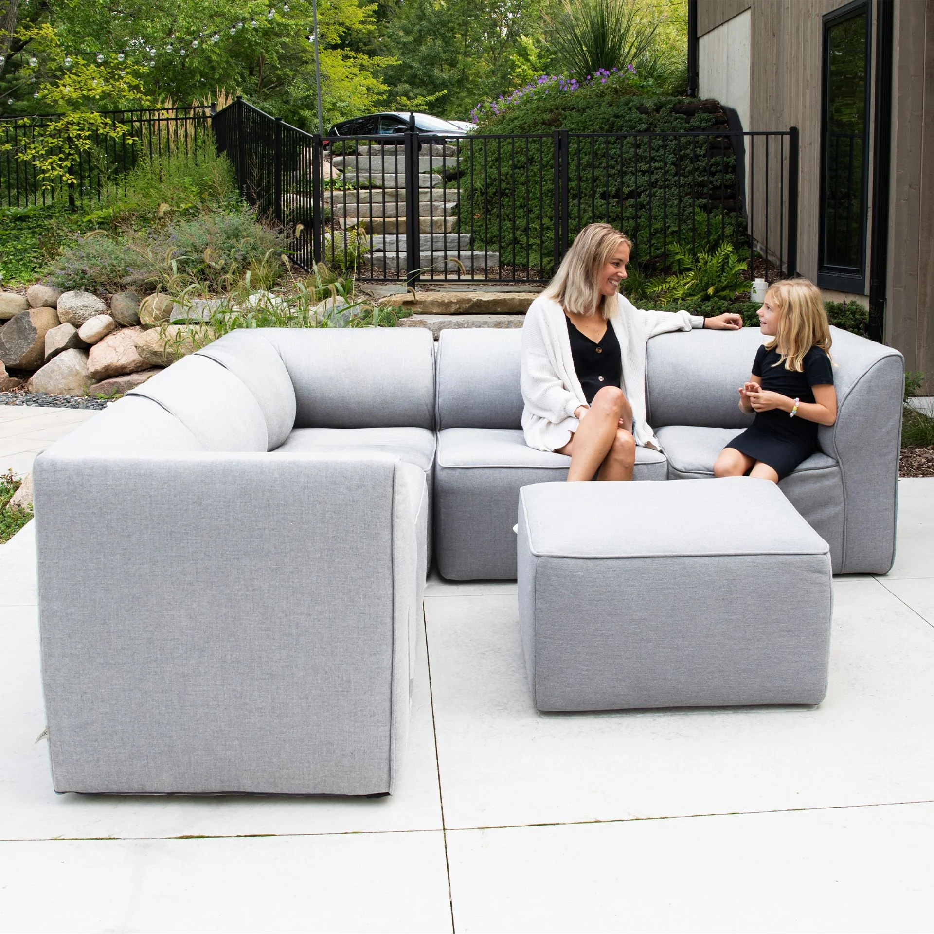 Patio 6pc Sectional - Image 7