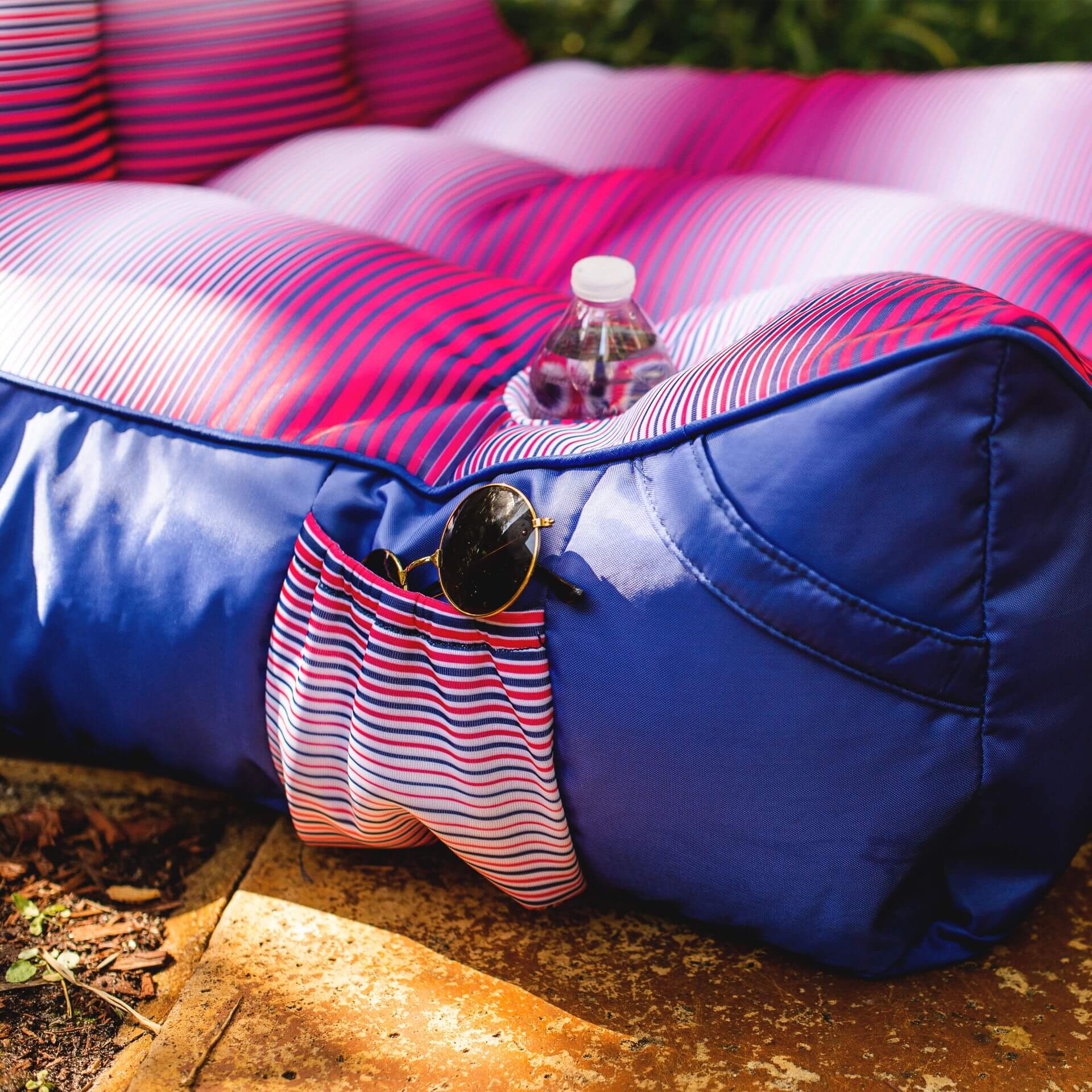 Captain's Pool Float - Image 32