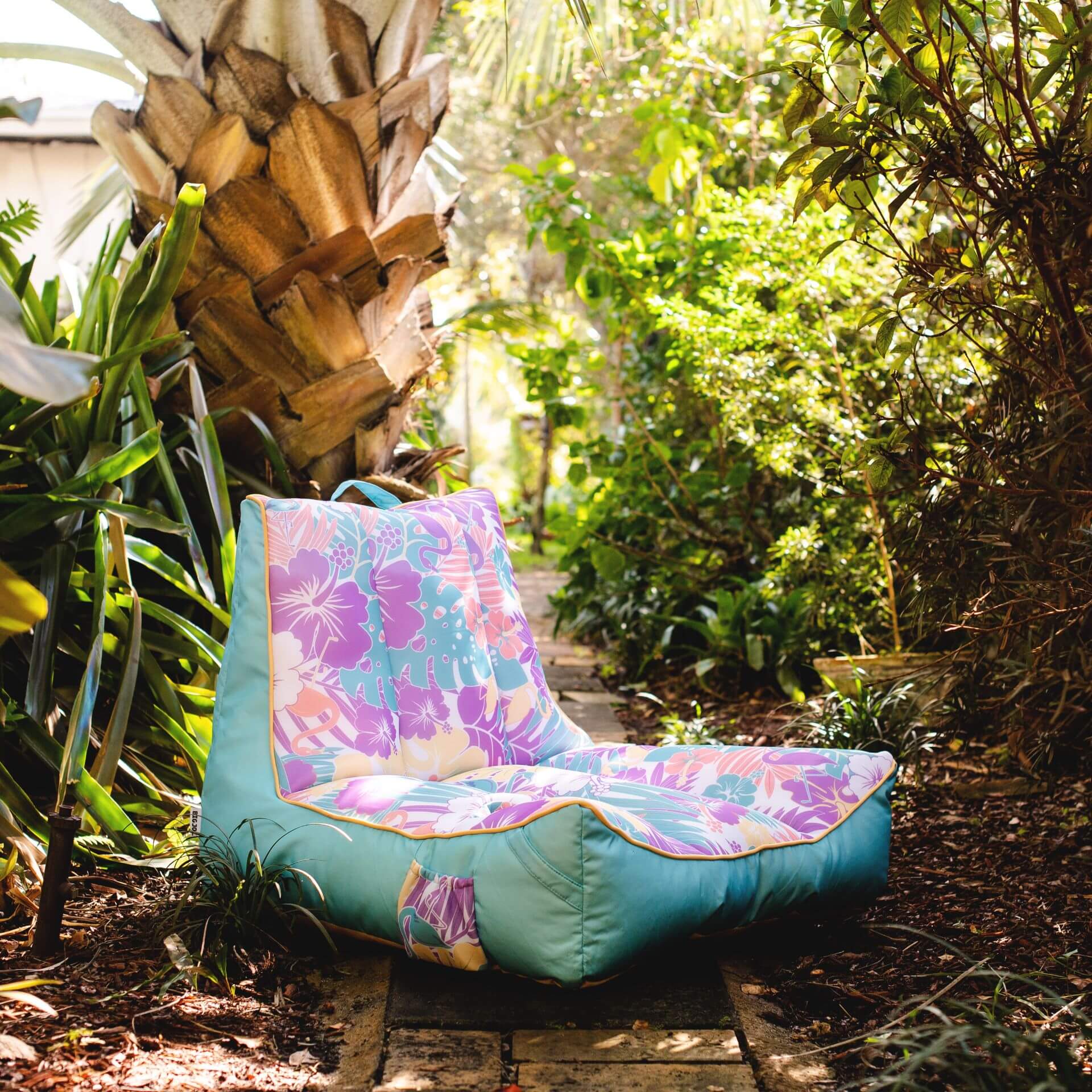 Captain's Pool Float - Image 47