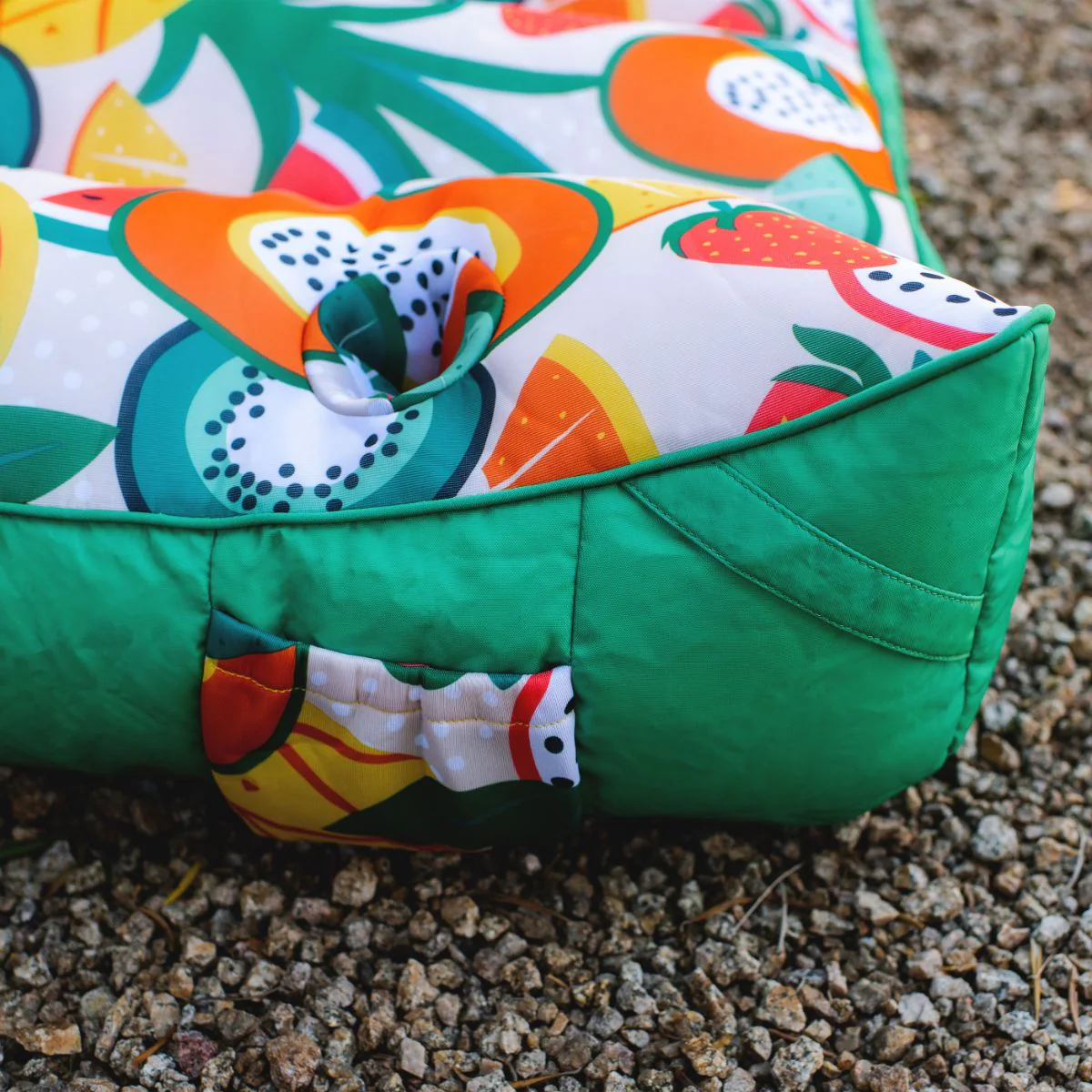 Captain's Pool Float - Image 63