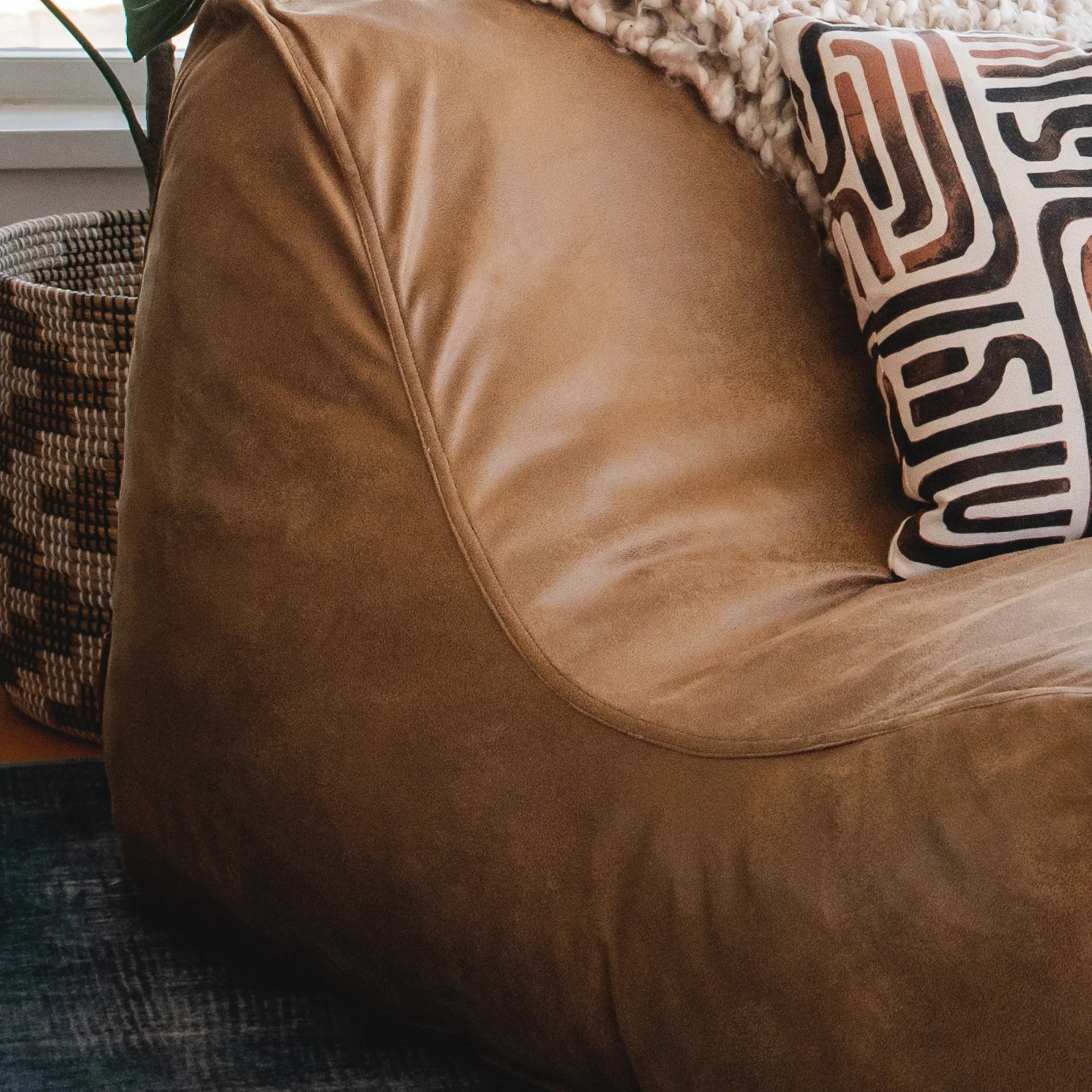 Delmont Chaise Lounger - Image 10