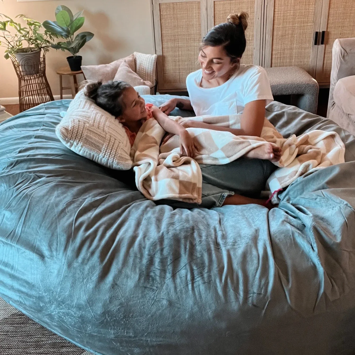 Fuf® 8Ft Giant Bean Bag - Image 32