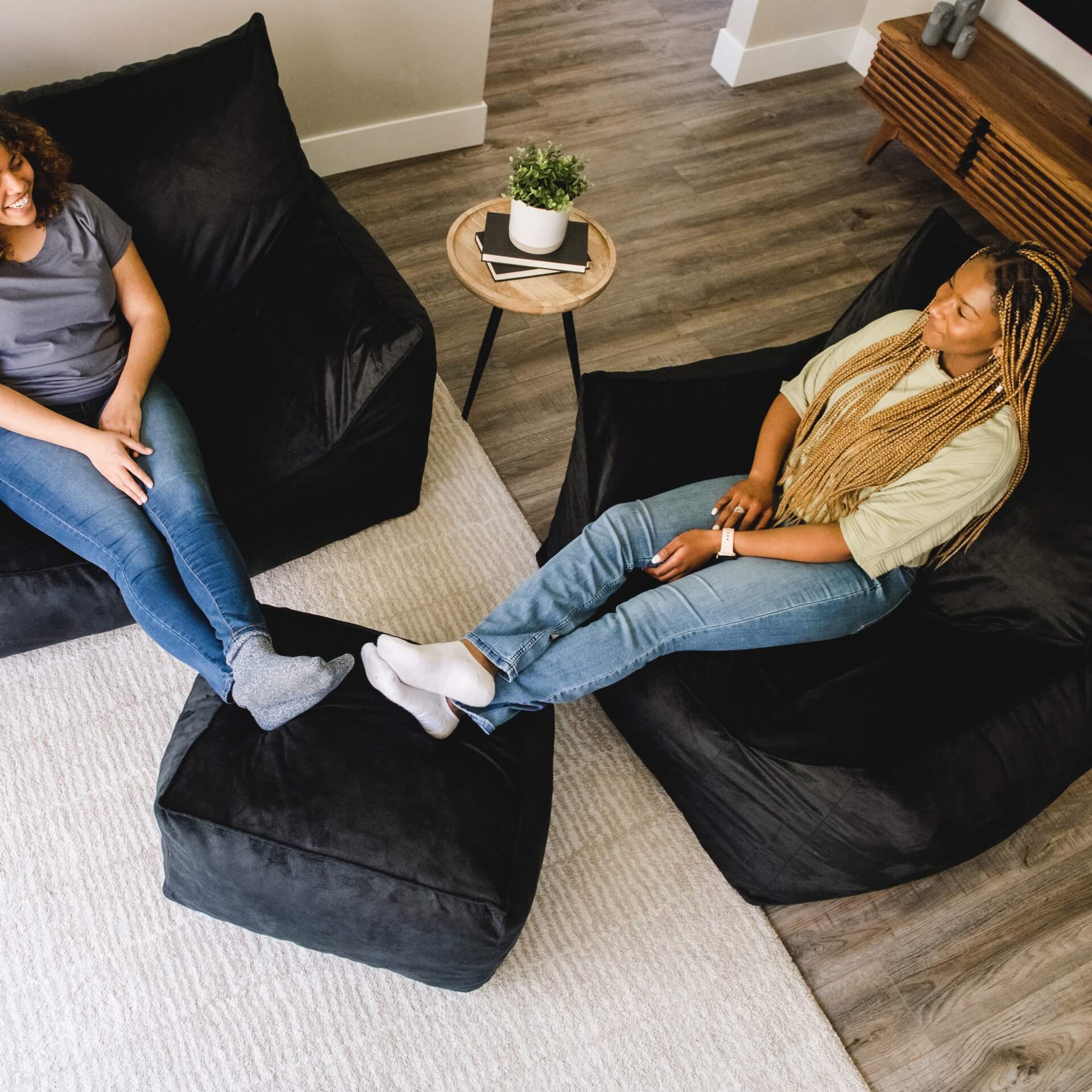 Imperial Lounger - Image 11