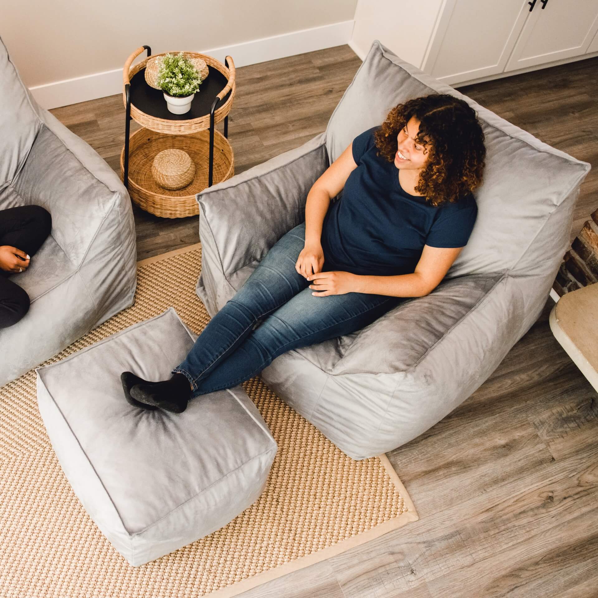 Imperial Lounger - Image 26