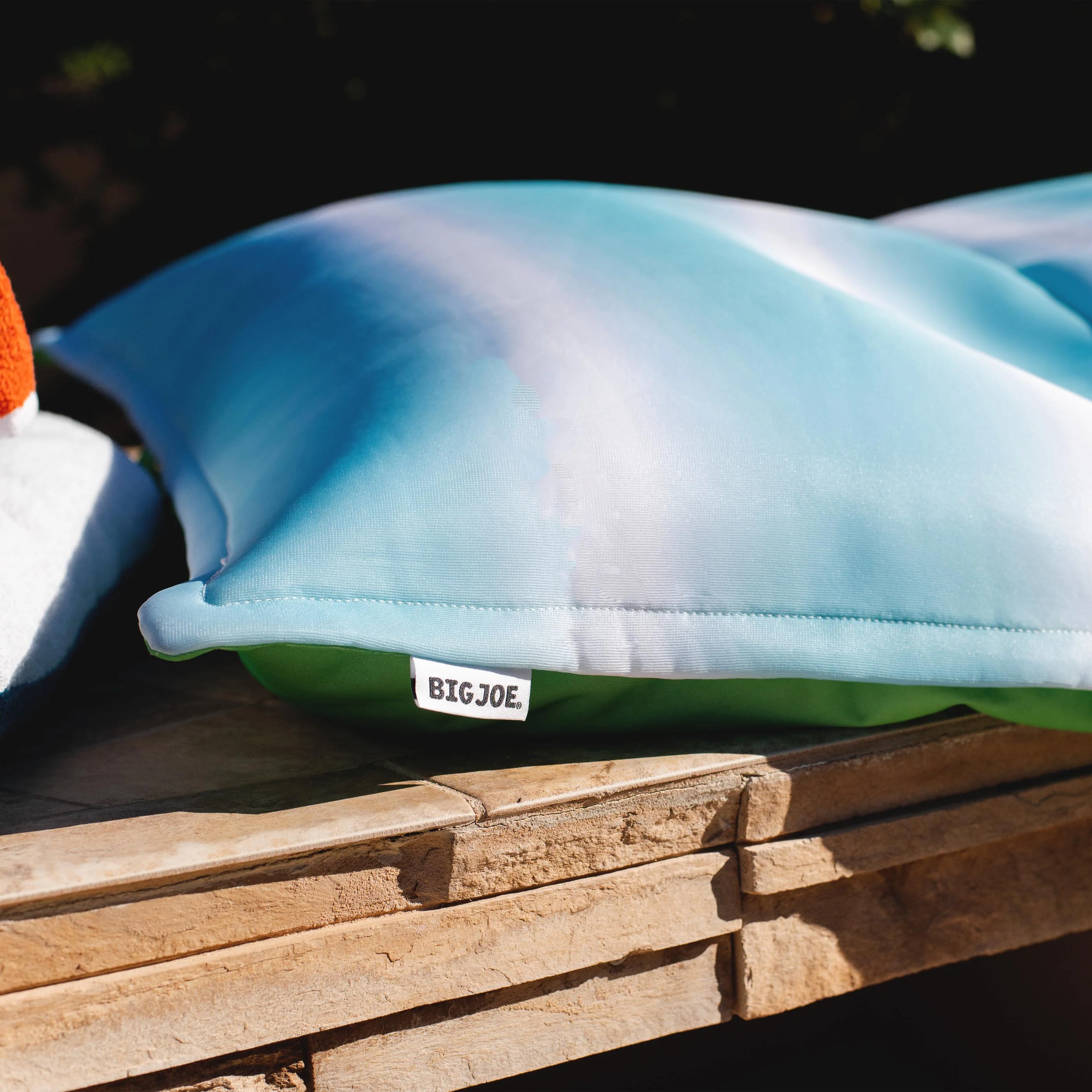Lagoon Lounger - Image 46