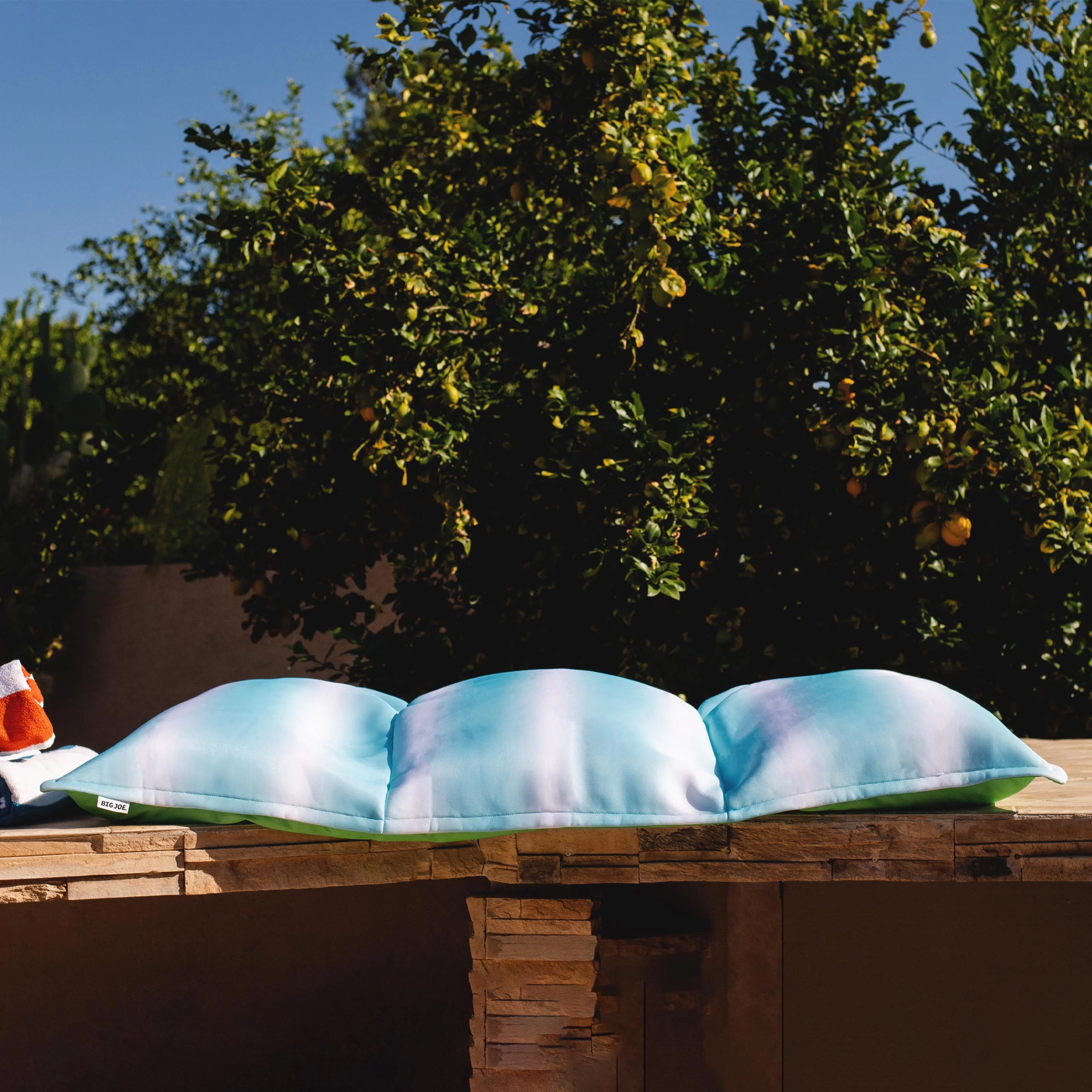 Lagoon Lounger - Image 47