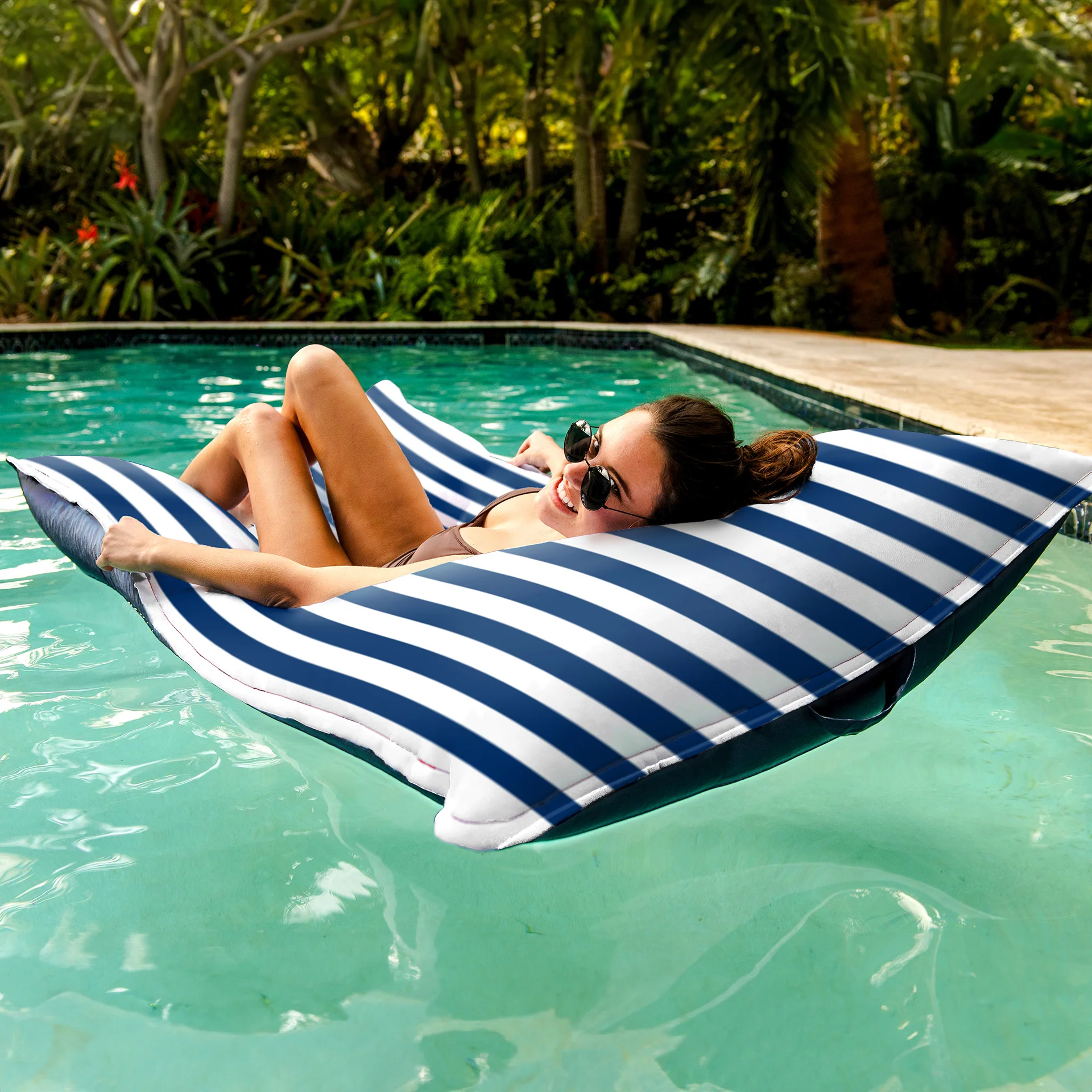 Lagoon Lounger - Image 92