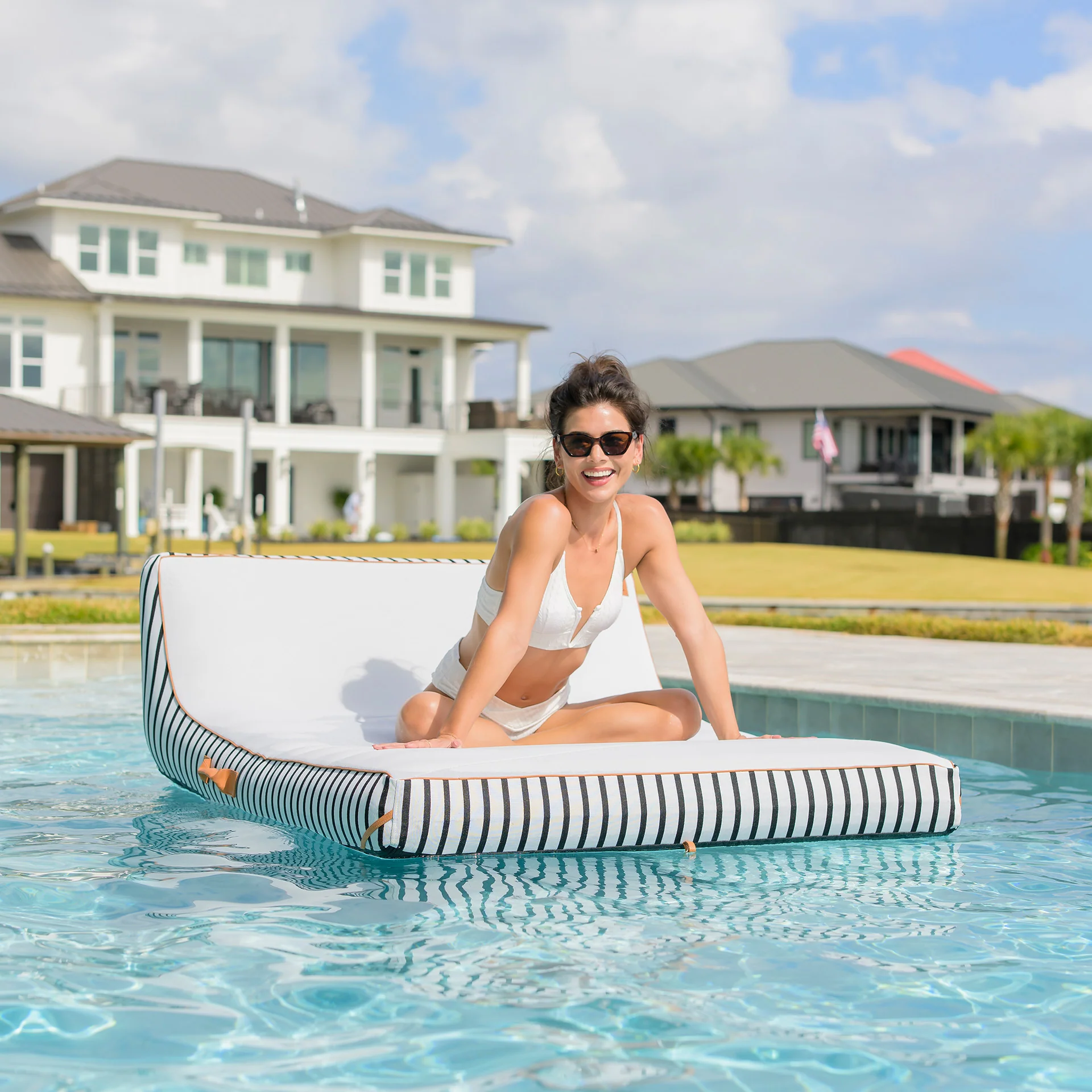 Lux Double Inflatable Chaise Pool Float - Image 10