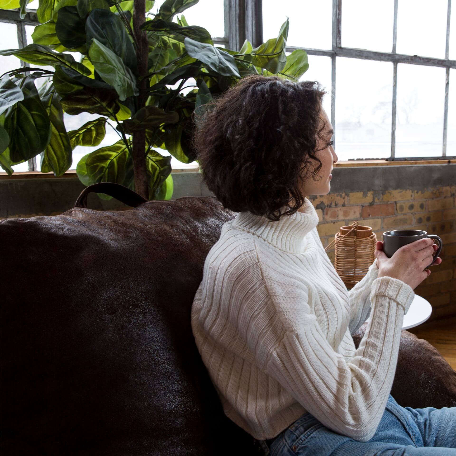 Nestle Chair - Image 5